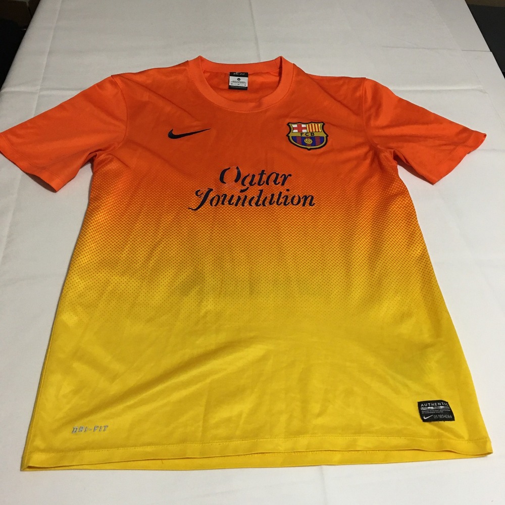 Nike FC Barcelona Soccer Jersey Mens Medium Orange Yellow Qatar